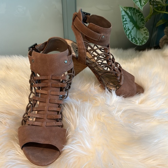 Vince Camuto Evel Caged Peep Toe Gladiator Sandals / Booties Size 7.5 Smoke Taup - Picture 3 of 8